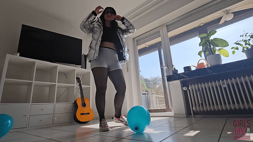 Ivy 10 - Playing with Guitar & Balloons